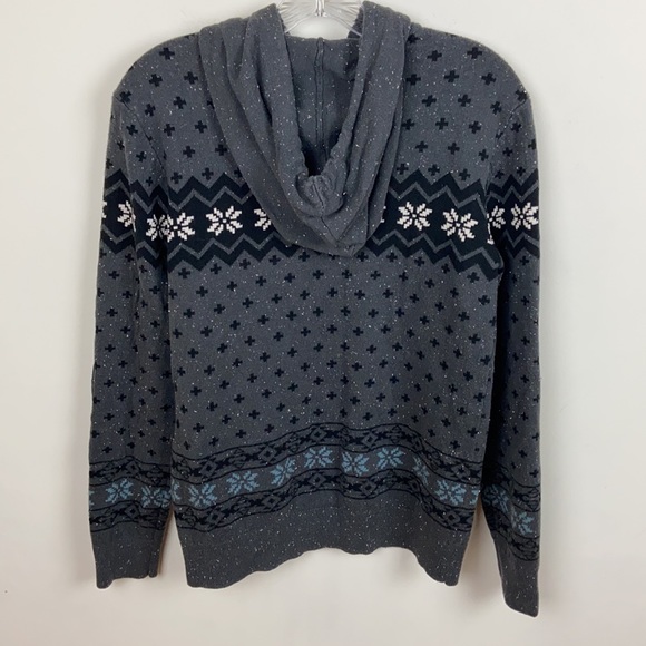 On The Byas Hoodie Sweater - Picture 2 of 5